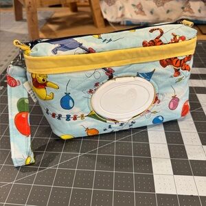 Baby wipe / diaper bag clutch Winnie the Pooh Disney Baby gear